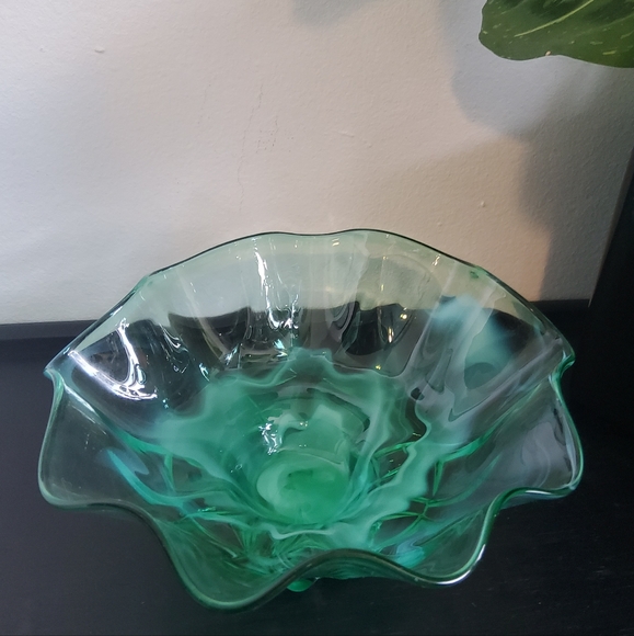 Vintage Opalescent Green Glass Bowl Candy Dish - Picture 3 of 6